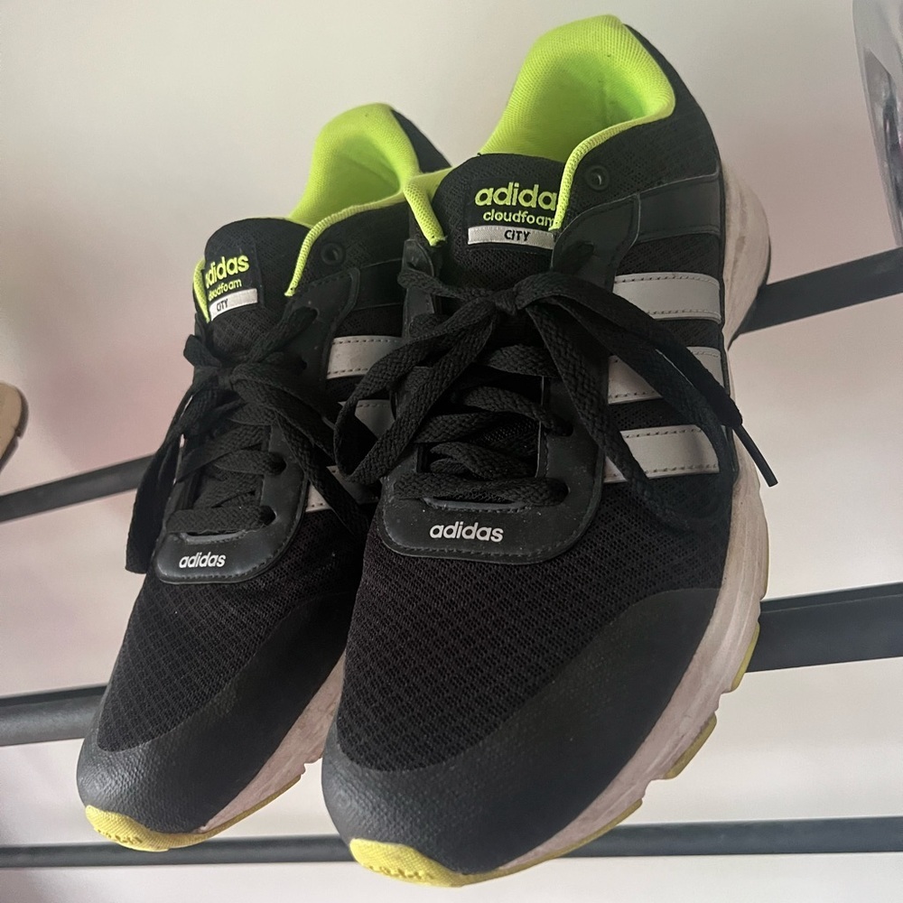Adidas cloud foam city runners shoes lime green black bright neon athletic gym